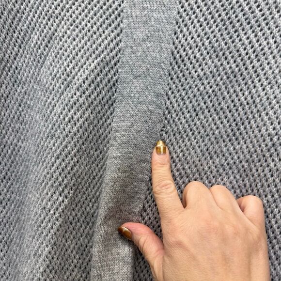 Victor Alfaro
Grey Mesh Front Sweater 💝 - Picture 5 of 11